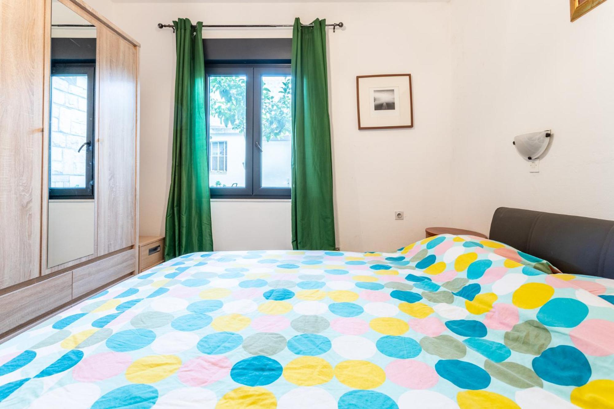 Seaview Holiday Apartments سلاتين المظهر الخارجي الصورة